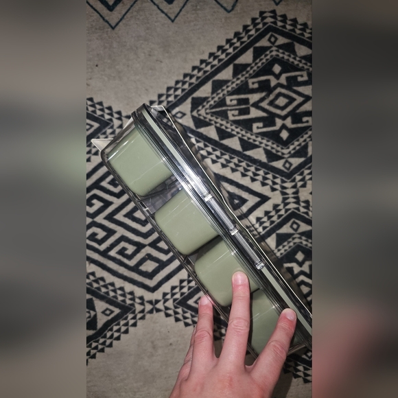 CWC Snack Box with Compartments - Picture 2 of 2